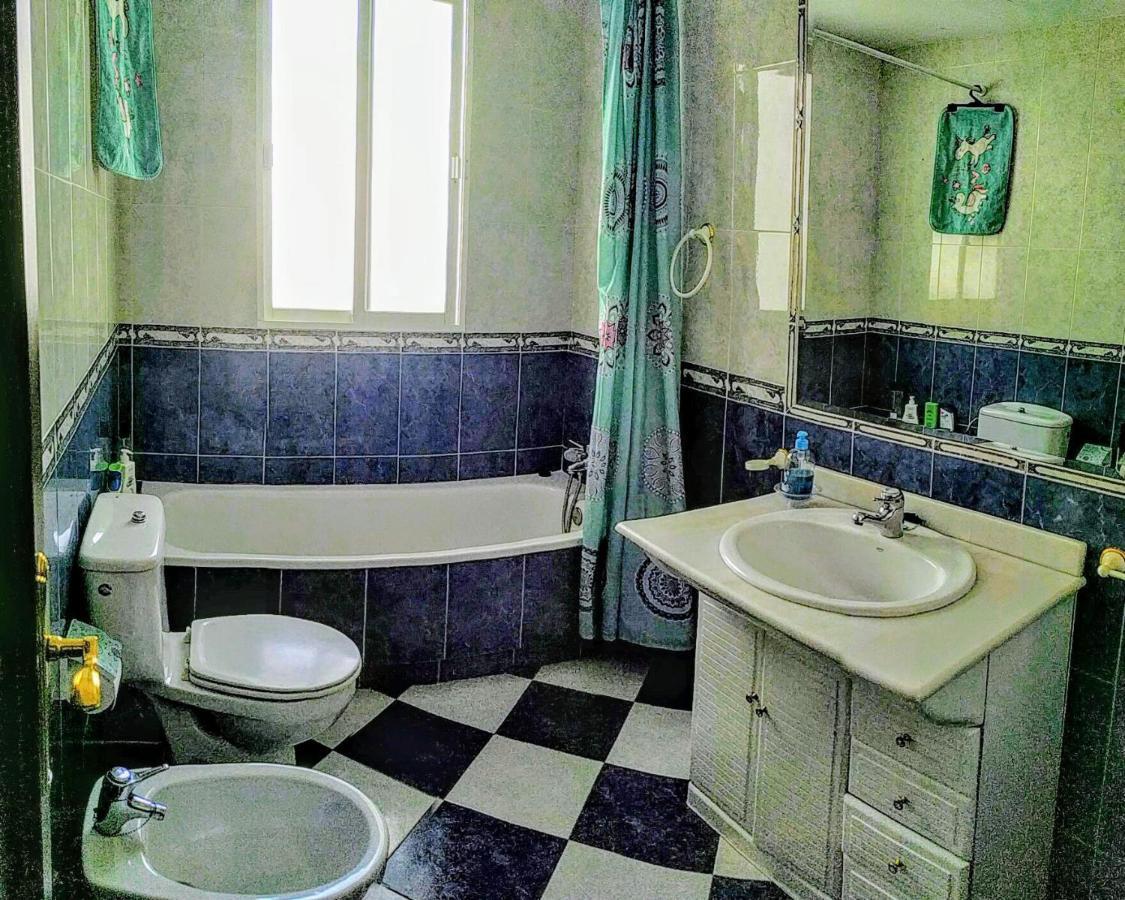 Lucena-Piso Amplio Y Luminosoアパートメント エクステリア 写真